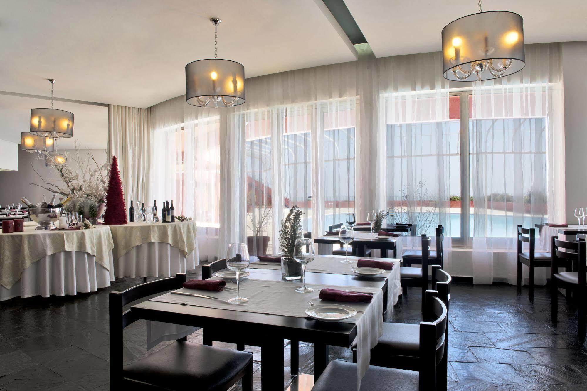 Lam Hotel Serra Da Estrela كوفيلهَ المظهر الخارجي الصورة